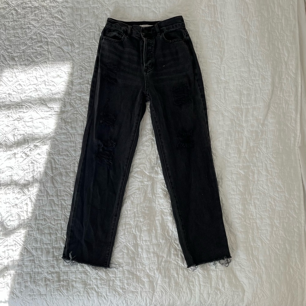 Hollister ultra high-rise mom jeans (00R)